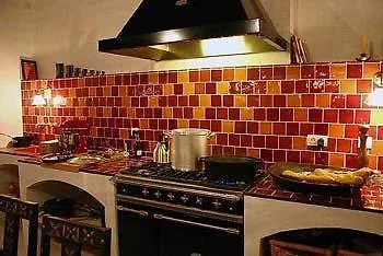 La Maison Sur La Sorgue - Esprit De France 4*, L'Isle-sur-la-Sorgue France